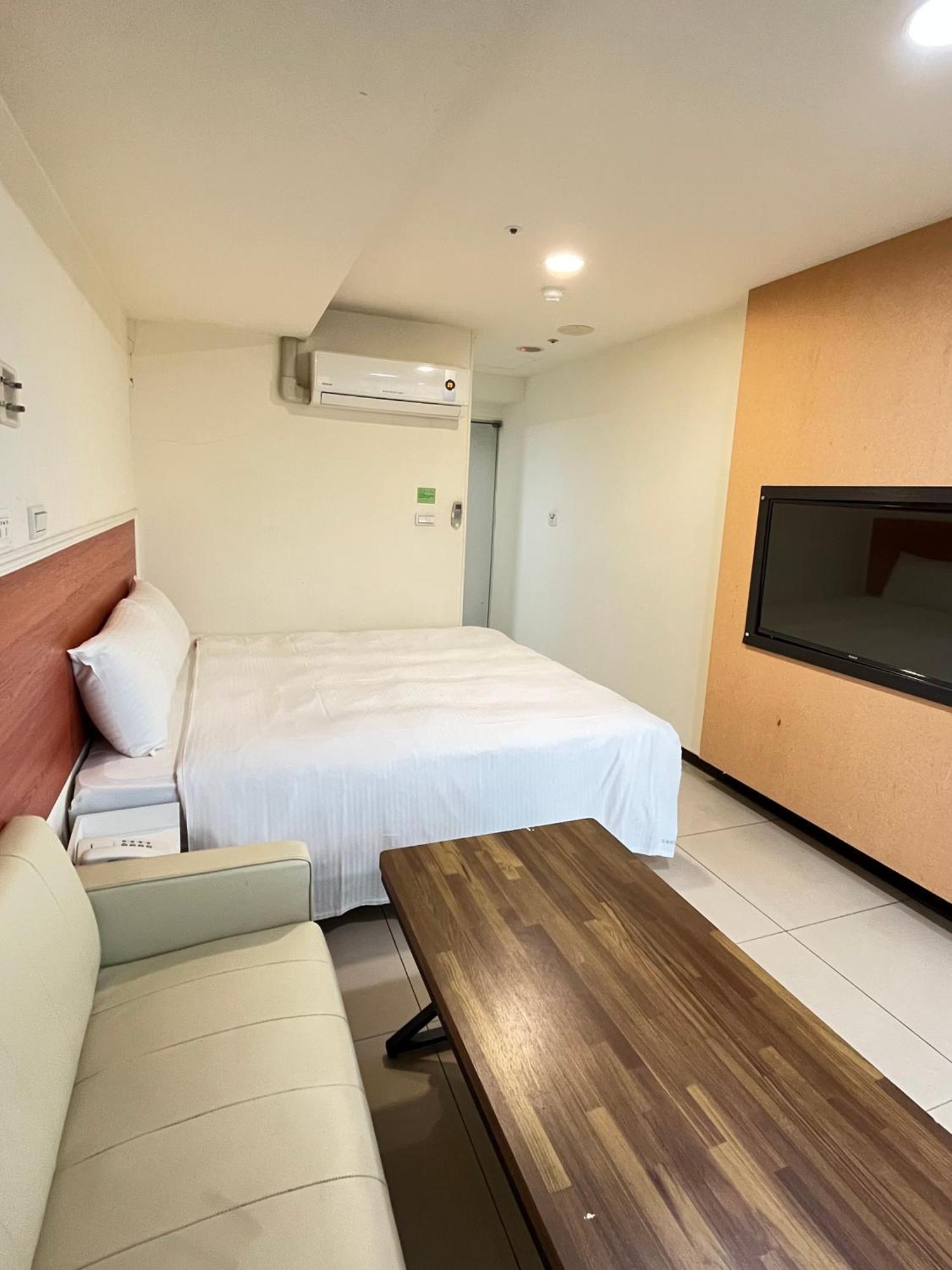 Yi Dian Yuan Hotel Zhongli Eksteriør bilde