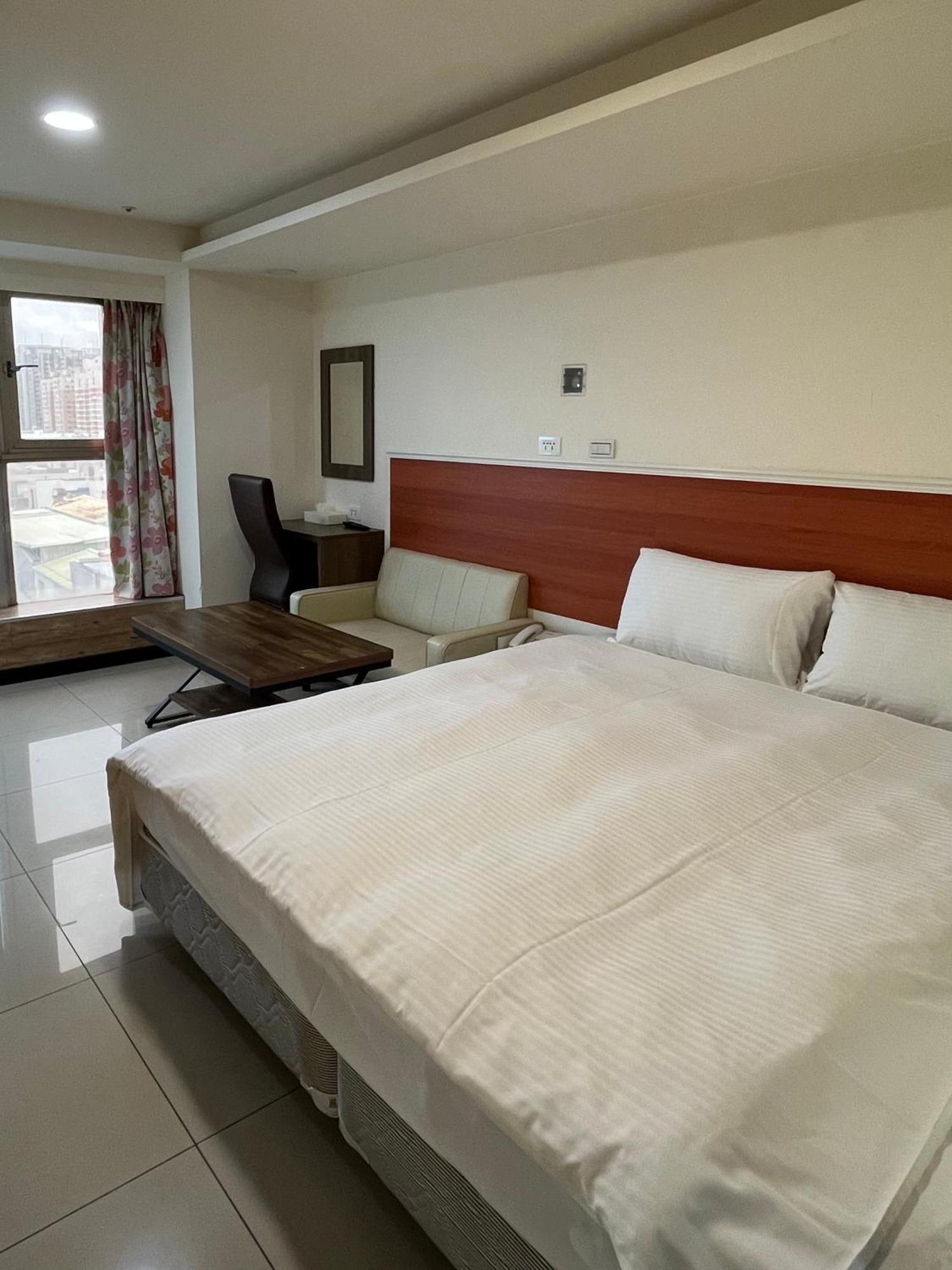Yi Dian Yuan Hotel Zhongli Eksteriør bilde