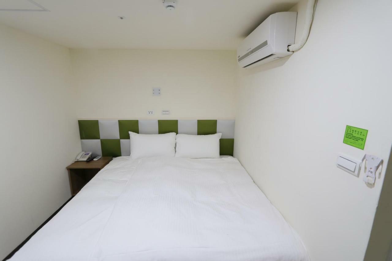 Yi Dian Yuan Hotel Zhongli Eksteriør bilde